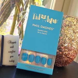 NEW Red Aspen ELLE CTRIC BLUE